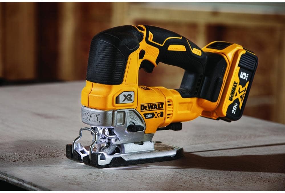 DEWALT 20V MAX XR Jig Saw, 3,200 Blade Speed, Cordless, Brushless Motor, LED Light, Bare Tool Only (DCS334B)