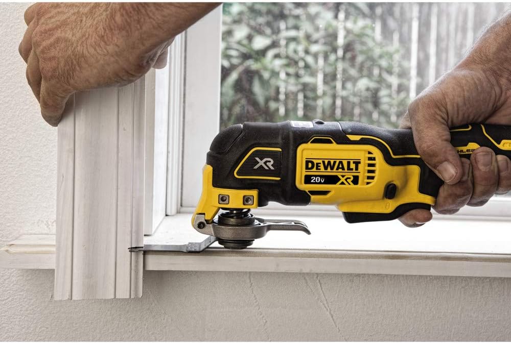 DEWALT 20V MAX* XR Brushless Cordless 3-Speed Oscillating Multi-Tool (Tool Only)