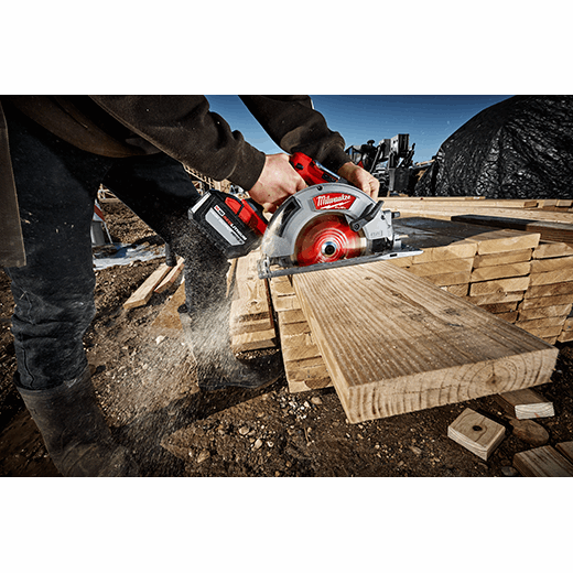 Milwaukee M18 FUEL 18V Lithium-Ion Brushless Cordless 7-1/4 in. Circular Saw (Tool-Only)