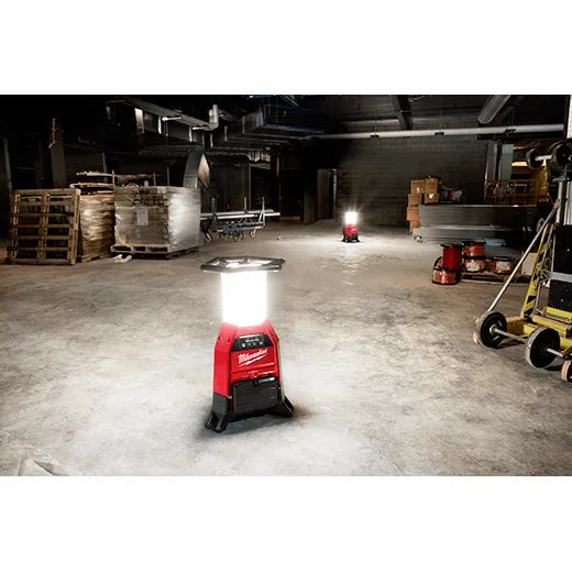 Milwaukee M18™ RADIUS™ Site Light/Charger w/ ONE-KEY™